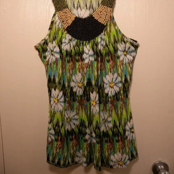 Green Floral Beaded Halter Style Top 1X - Picture 2 of 12